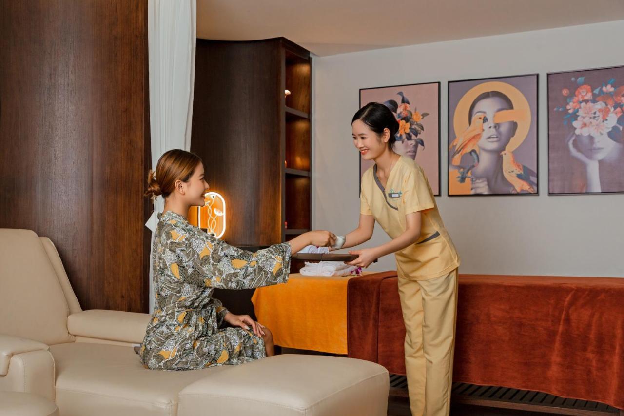 Grand Fleuve Boutique Hotell Ha Long Exteriör bild